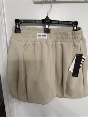 Gold Hinge Beige Pleated Mini Skirt
